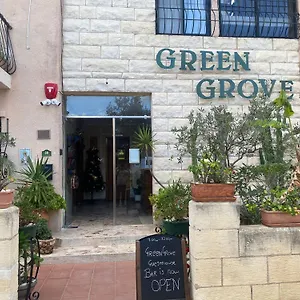 Grove 3*, San Giuliano Malta