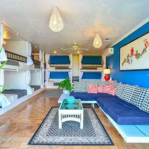 Viking Hill Oceanfront & Apartamento